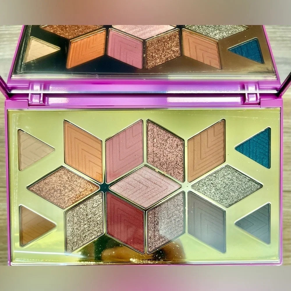 PUR x Barbie Eyeshadow Palette NEW